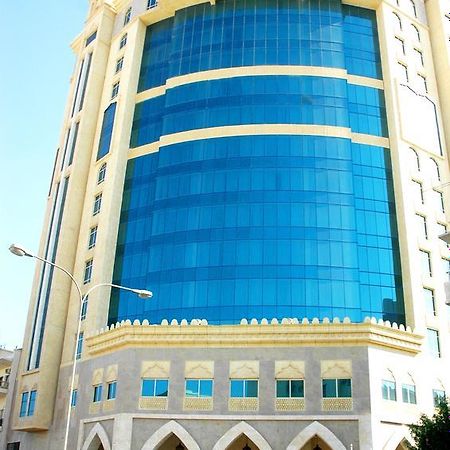 Grand Regal Hotel Doha Bagian luar foto